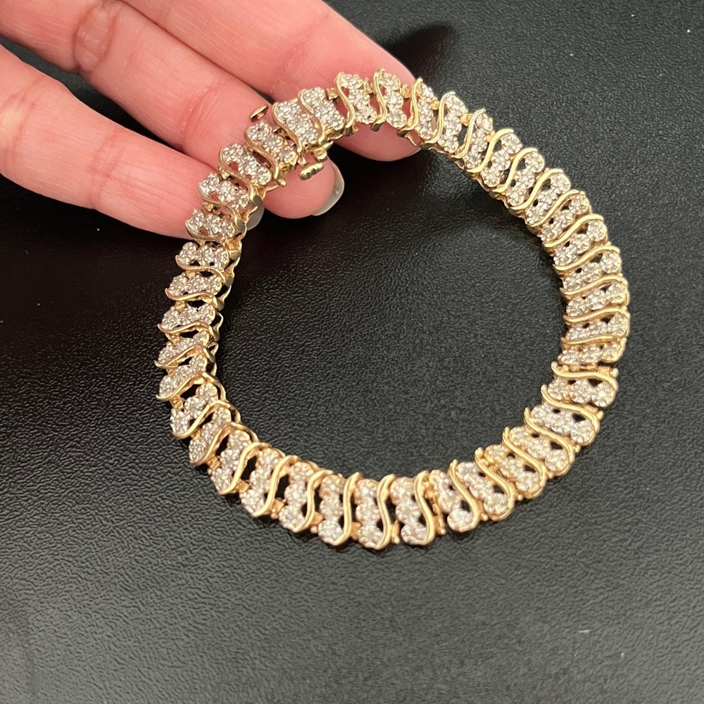 Diamond 3 row bracelet in 14 KT yellow gold - estate jewelry